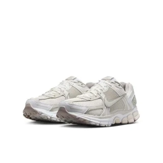 【NIKE 耐吉】W Nike Zoom Vomero 5 Light Bone 米白色 運動鞋 女鞋 FJ2028-107