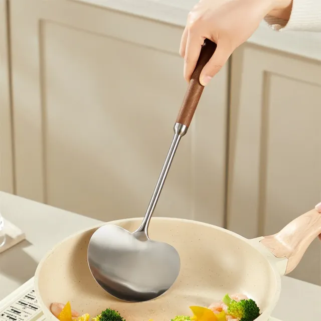 【Dagebeno荷生活】304不鏽鋼胡桃木手柄可懸掛廚具 堅韌耐用握感舒適漏勺湯勺鍋鏟(蘑菇鏟小號1入)