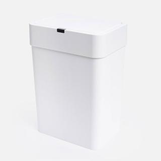 【特力屋】HomeZone 奧利感應垃圾桶 15L