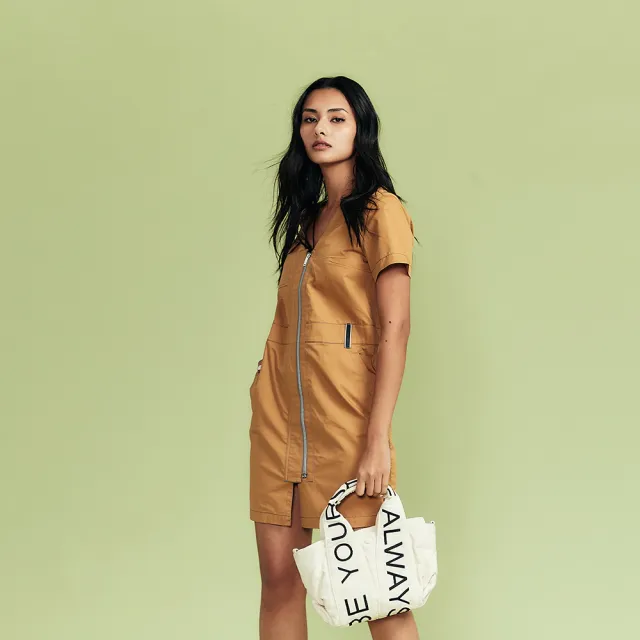 【ICHE 衣哲】Cop.Copine 法國原裝進口焦糖色拉鍊連身洋裝