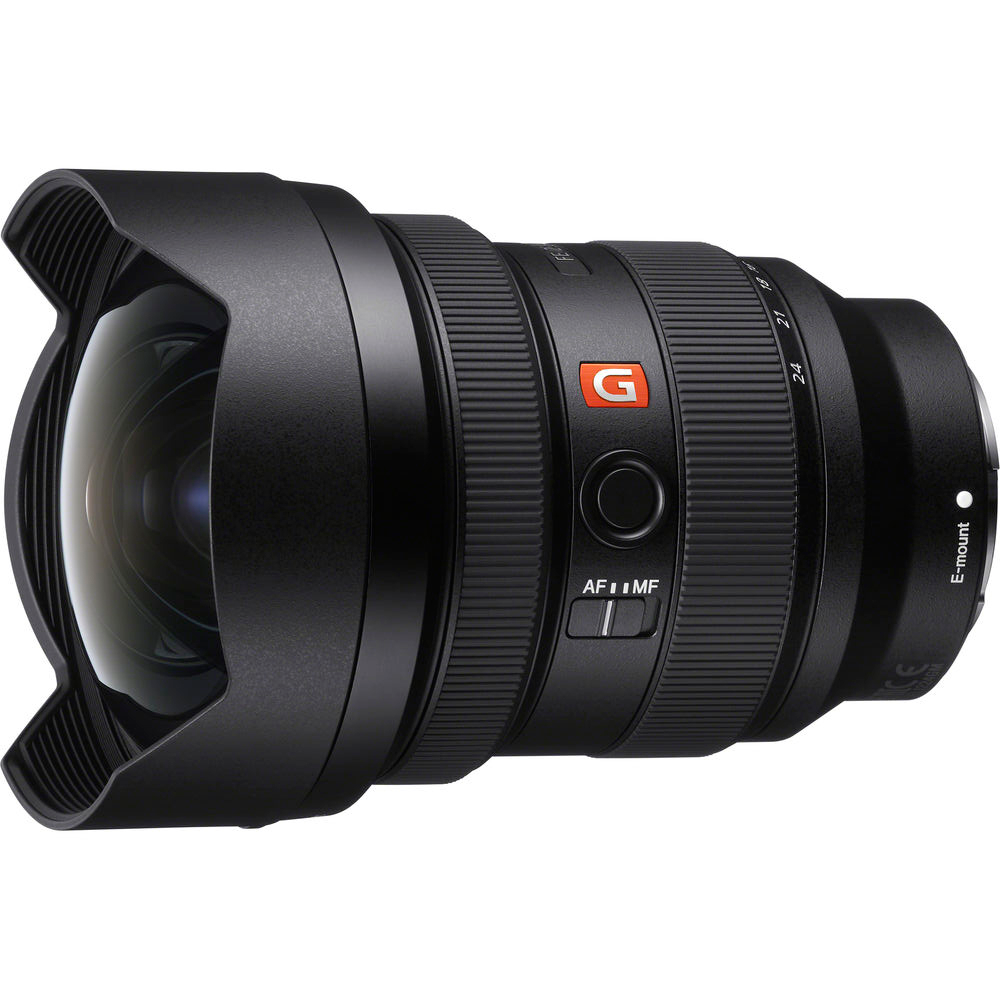SONY索尼 SEL1224GM FE 12-24mm F2.8 GM SONY 索尼 SEL1224GM FE 12-24mm F2.8 GM 超廣角變焦鏡頭,最大光圈 F2.8 提供 122°-84° 廣闊視角,適用於 35mm 全幅及 APS-C 機身。採用 14 群 17 枚高品質鏡片結構,9 片光圈葉片打造柔美虛化效果。放大倍率 0.14x,鏡身尺寸約 97.6 x 137 mm,重量 847g,輕巧耐用。專為 SONY E-Mount 無反相機設計,適合風景、建築及室內攝影。公司貨,享 24 個月保固,專業 GM 系列鏡頭首選。
