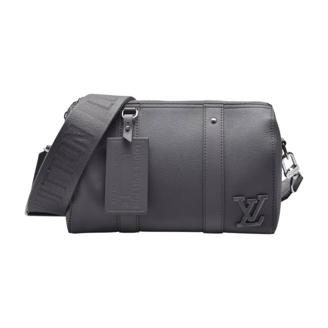 高階皮革製成的 LV City Keepall 肩背/斜揹包，灰色數字與英文字母圖案設計，展現歐系精品風格，適合男女使用，來自百貨專櫃，品質保證