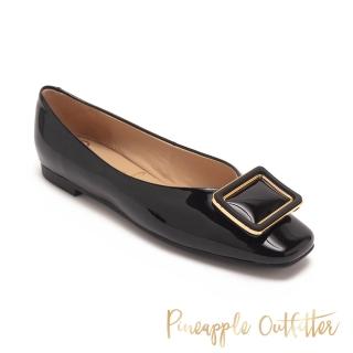 【Pineapple Outfitter】FLODY 真皮方扣飾平底鞋(鏡黑色)
