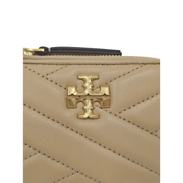 TORY BURCH KIRA CHEVRON 雙T金屬LOGO壓紋釦式短夾 奶茶色(贈原廠紙袋)