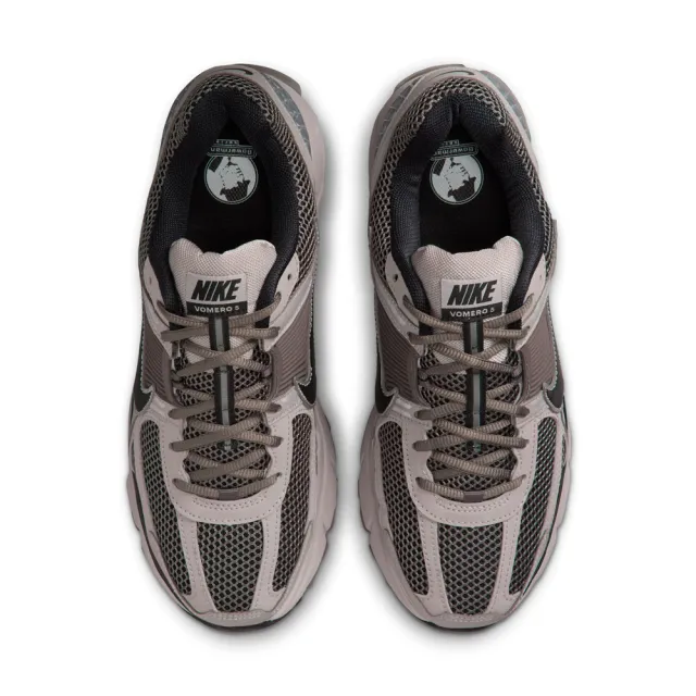 【NIKE 耐吉】慢跑鞋 男鞋 運動鞋 ZOOM VOMERO 5 棕灰 FB9149-005