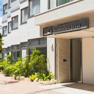 【喜鴻假期】【機加酒．沖繩自由行５日】那霸倫勃朗風格飯店(贈行李20公斤/兩人一室單人券含稅)