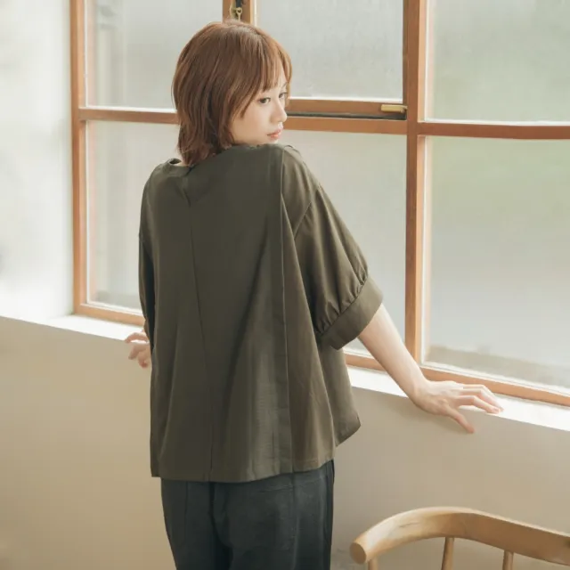【MOSS CLUB】異材質拼接泡袖圓領上衣(綠 咖)