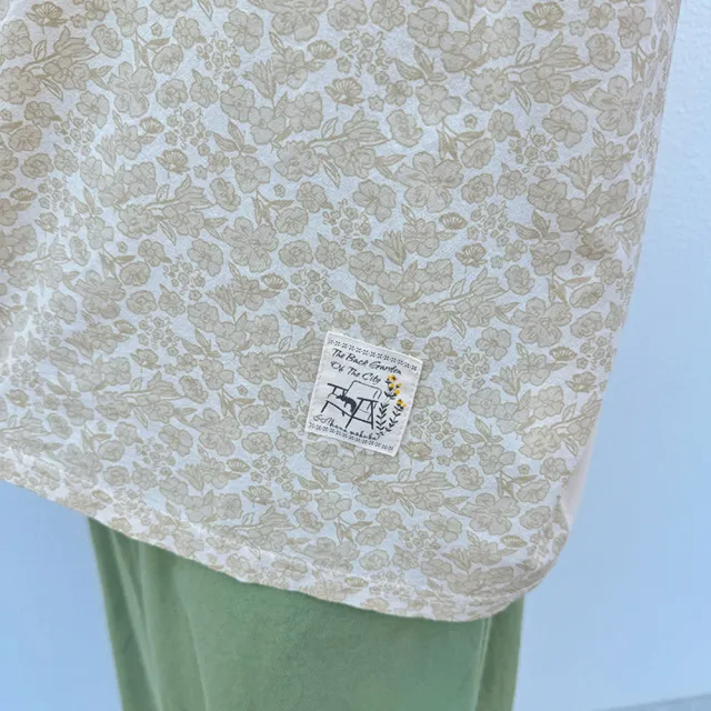【Hana Mokuba】花木馬日系女裝圓領花紋印花上衣(T恤)