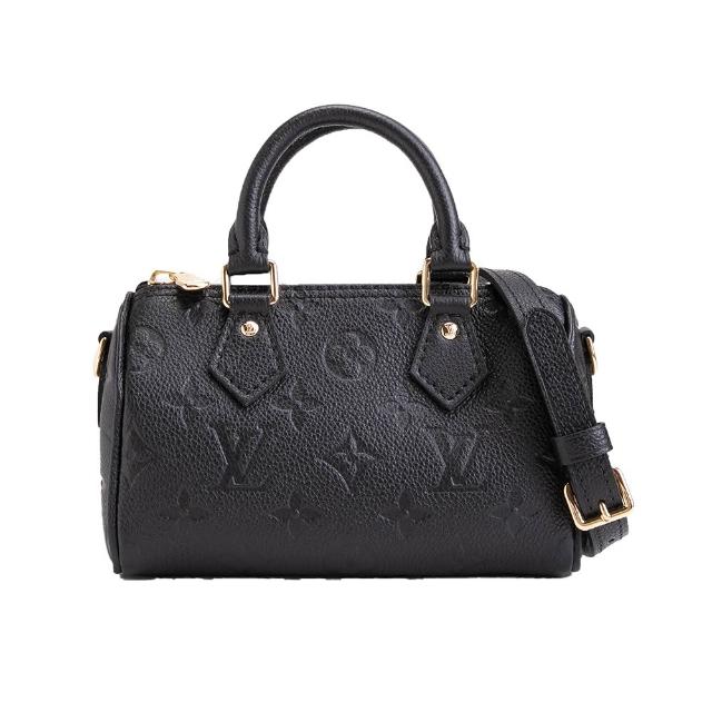 LV LOUIS VUITTON路易威登 M82450 Nano Speedy 經典壓花小牛皮手提/斜背兩用迷你波士頓包 全新未使用的LV M82450 Nano Speedy迷你波士頓包,採用經典壓花小牛皮製成,黑色系設計高雅時尚。此款為手提與斜背兩用款式,適合日常出勤與休閒場合。配有LV原廠防塵袋與專櫃購買證明影本,並內藏隱藏防偽晶片或序號,確保正品。尺寸小巧,適合攜帶隨身物品,提把高度可調,肩帶垂直高度45-54cm,輕便實用。法國產,LV專櫃購入,男女皆宜,拉鍊式開口,內裡為微纖維襯裡,無內外夾層與底珠設計。