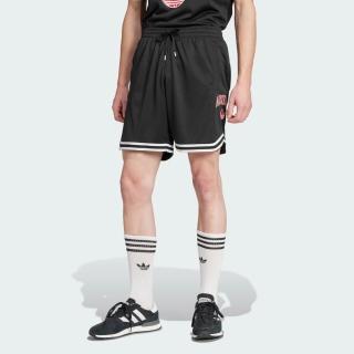 【adidas 愛迪達】Ext Q12 Varsity 男 短褲 運動短褲 休閒短褲 籃球褲 黑 紅 亞版(JP1002)