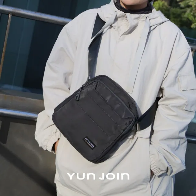 【YUN JOIN】雙11 Tech 直式多層斜跨包(機能輕量防潑水 多隔層收納 側背包/斜背包 )