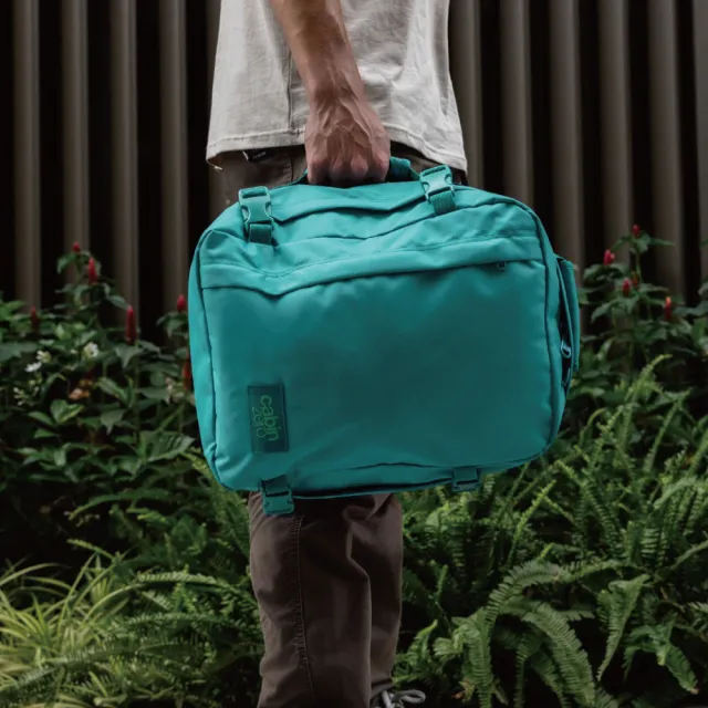 【CabinZero】英國輕旅登機後背包44L(防水包 大容量 防潑水 登山 登機旅行袋)