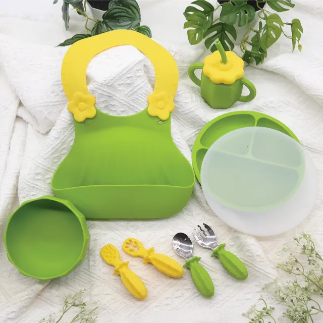 【KidsLife】寶寶餐具彌月禮盒(仙人掌造型)｜寶寶餐具 矽膠餐盤 防翻 自主學習餐具