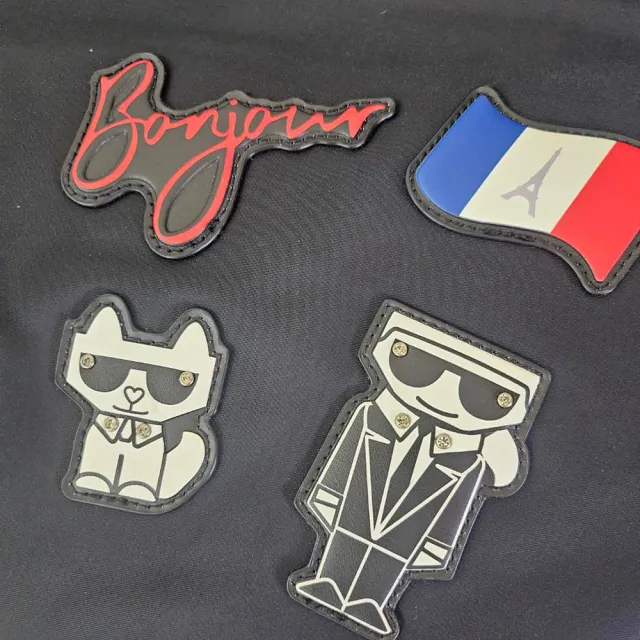 【KARL LAGERFELD 卡爾】KL 卡爾貓咪法國國旗印花帆布拉鍊購物包(黑色/七夕情人節)