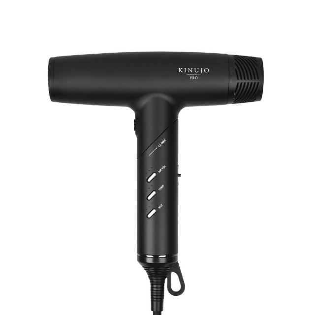  KINUJO 遠紅外線專業速乾吹風機，採用先進遠紅外線技術，快速乾燥頭髮同時鎖住水分，減少熱損傷。支援冷風、多段溫控及負離子功能，功率1201W~1400W，有線110V單電壓設計，適用所有髮質，讓秀髮柔順亮澤。享有1年保固，專業護髮首選。 