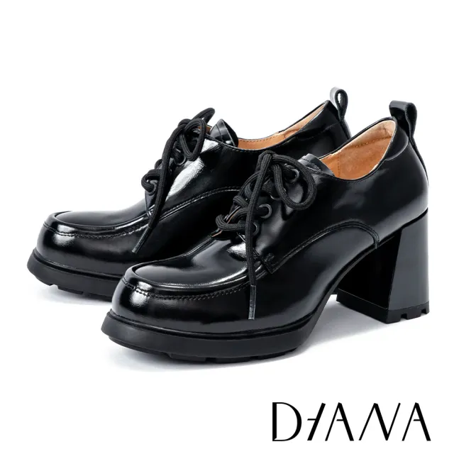 【DIANA】個性時髦綁帶中跟樂福鞋(鏡黑)