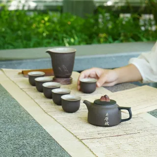 【LohasPottery 陸寶】赤壁賦茶具禮盒組-岩褐色(故宮精品特別聯名 東方藝術 文創好禮/禮品/禮物/收藏)