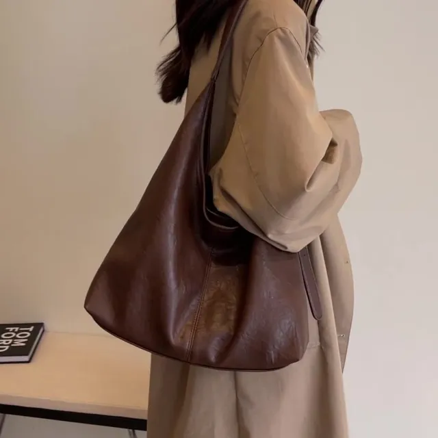 【baibeauty 白鳥麗子】率性皮革壓紋磁吸大容量肩背/側背包(子母托特包)