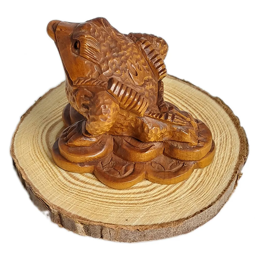 光玉 木彫蛙 2個 光玉 木彫蛙 2個 十方佛教文物咬錢蟾蜍{黃楊木雕