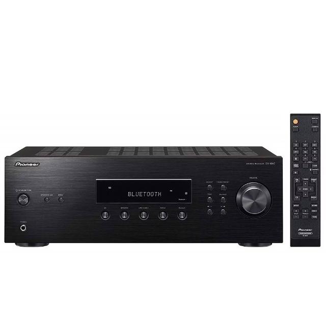 Pioneer 先鋒 SX-10AE 是一款高品質立體聲接收器，支援無線搖控功能，適用於 Wireless 等多種環境。其他規格設計精巧，帶來優異音效體驗。享 Pioneer 先鋒 1 年保固，保固說明：1. 產品保固期間自原始購買日起算，需提供購買證明；2. 不適用意外、人為損壞、不當使用等情況；3. 如有問題，請洽 Pioneer 先鋒 韻城公司客服電話 02-27397889。完美適合音樂愛好者，提升您的居家娛樂系統。