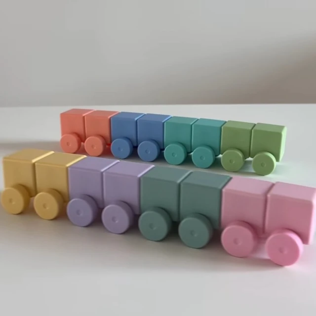 益智玩具車