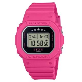 【CASIO 卡西歐】G-SHOCK x ITZY 限量聯名 經典方型 桃粉色 GMD-S5610IT-4A 40.5mm