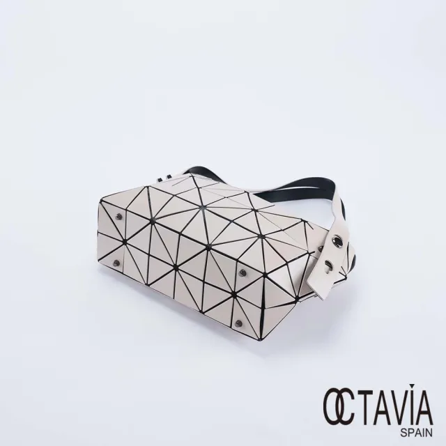 【OCTAVIA 8】雙11 時尚之洲 幾何三角立體寬型腋下包 - 三色可選(三宅包 手拿包 便當包)