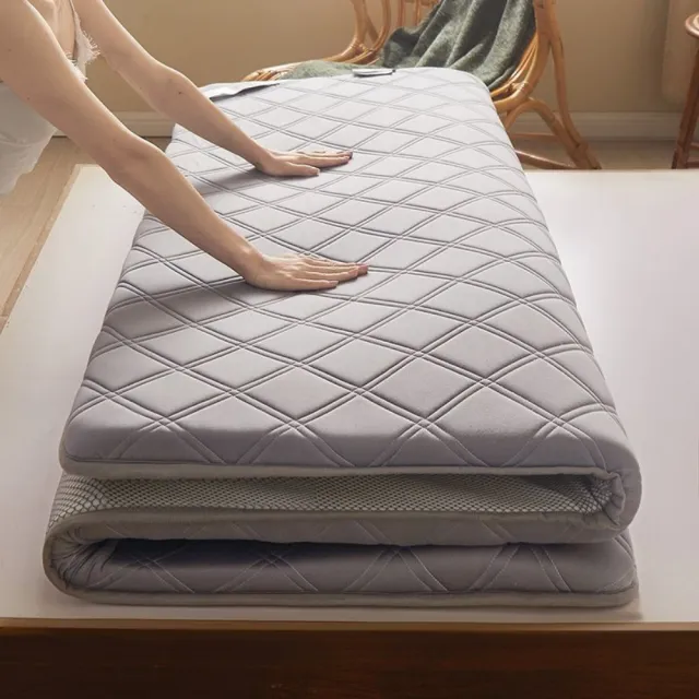 可折疊加厚床墊 200*220CM(加厚保暖床墊海綿墊子/單人學生宿舍家用/可榻榻米床褥子)