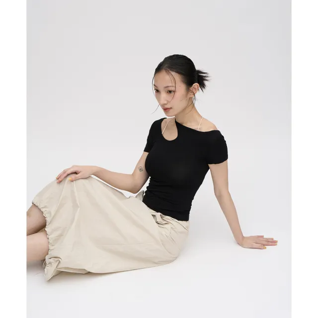 【plain-me】SAAKO 女上衣 短袖 女裝 女生內搭 女生短袖 繞頸親膚彈力_SAA0025-242