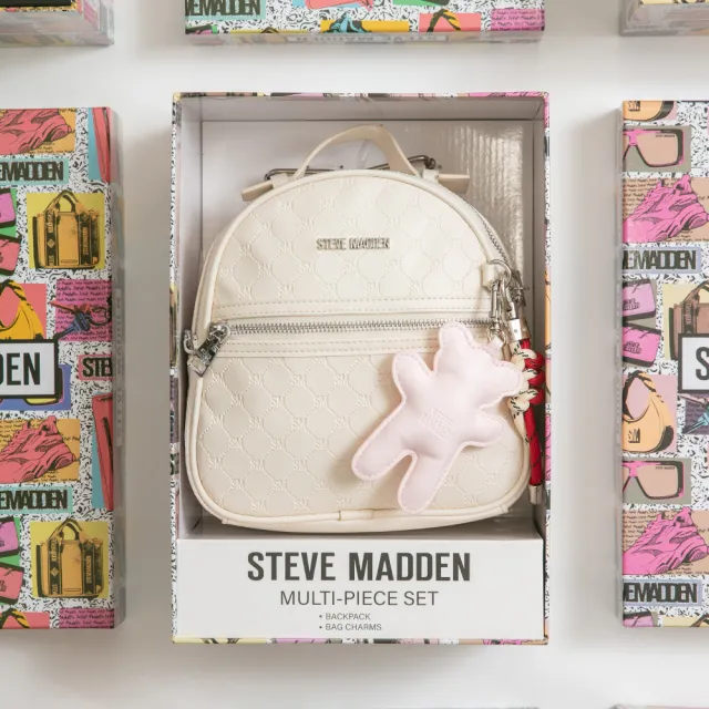 【steve madden】童趣雙吊飾/菱格紋後背包禮盒(米色)