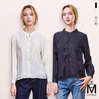 【MYVEGA 麥雪爾】MA圖騰刺繡造型珍珠排釦上衣-共二色(日系/女上衣/雪紡上衣/蕾絲上衣)