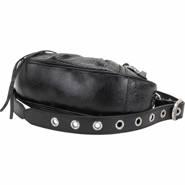 【Balenciaga 巴黎世家】Le Cagole XS 新版 鞣製小羊皮肩 斜背可頌包-黑色(肩背包 腋下包 可頌包)