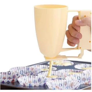 【異國料理】INS風手持麵糊分配器(分離器 分液器 漏斗 麵糊漏斗 量杯 章魚燒 雞蛋糕 紅豆餅 雞蛋仔 肉丸)