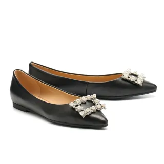 【AS 集團】高雅時尚白鑽珍珠大方釦羊皮尖頭平底鞋(黑)
