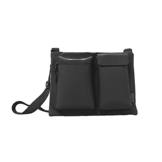 【eiP】輕行防水平板斜背包 iPad小掛包 11吋(收納包 防潑水 鍵盤收納袋 防水 iPad 包 側背包 肩背包)