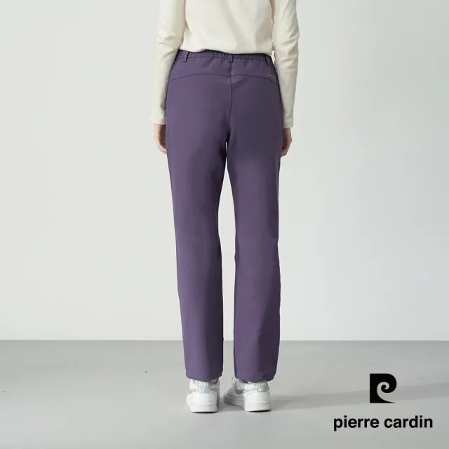 【pierre cardin 皮爾卡登】網路獨家 女款 戶外防風防潑水軟殼休閒褲-紫色(8255885-27)