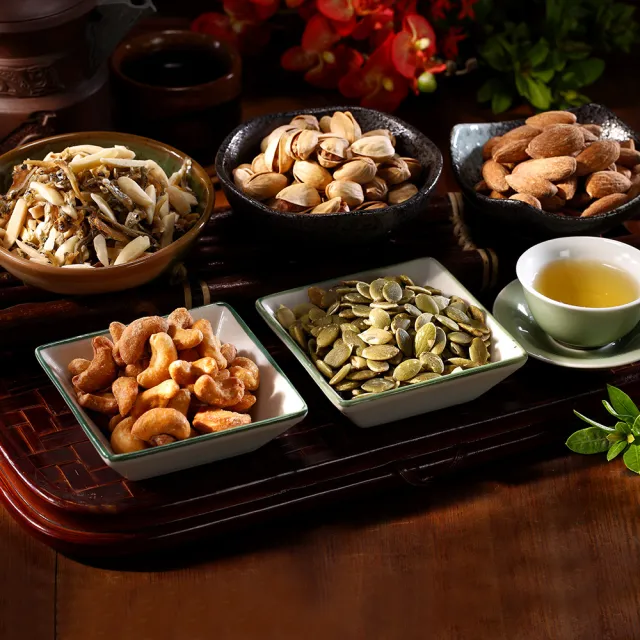 【盛香珍】禮讚堅果禮盒425gX3盒(內含5種堅果) 杏仁小魚/南瓜籽仁(送禮推薦 伴手禮 堅果盒)