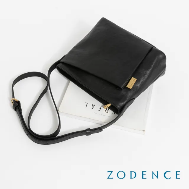 【ZODENCE 佐登司】CHORD義大利植鞣革商務休閒方塊斜背包(深邃黑)