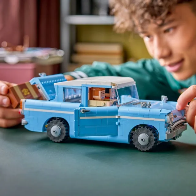 【LEGO 樂高】哈利波特系列 76470 魔法飛天車 Ford Anglia(Harry Potter 玩具車 積木 禮物)