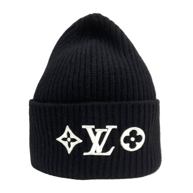 LV LOUIS VUITTON 路易威登 M77872 Headline 系列羊毛針織毛帽，以黑色系設計展現高雅時尚風格。採用高品質羊毛材質，柔軟舒適，適合女性佩戴。帽深約26公分，帽圍約46公分，輕便實用，是歐洲原裝的時尚配飾選擇。