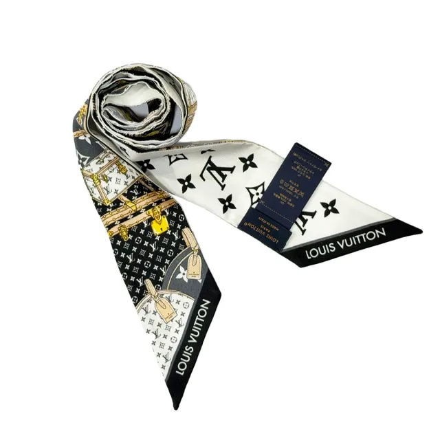 【2026】絲巾推薦10款高評價絲巾品牌排行 | 好吃美食的八里人