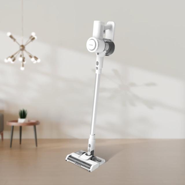  DIKE HCF100/HCF110 系列直立式手持吸塵器，白色系設計，中國製造，具備乾溼兩用、擦地、除蟎及負離子功能。可洗式集塵筒，500ml大容量，尺寸245x210x1070mm，重量僅1.9kg，電壓110~220V。充電4小時，電池續航力一段50分鐘、二段30分鐘、三段18分鐘。1年保固，BSMI認證R39017，適閤家庭清潔，高效吸塵除蟎，輕鬆擦拭地板。 