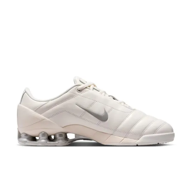 【NIKE 耐吉】W Total 90 Shox 米白銀 復古 彈簧鞋 休閒鞋 運動鞋 女鞋 IO9300-100
