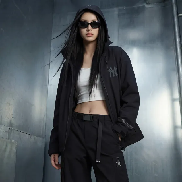 【MLB】GORE-TEX 機能防風外套 紐約洋基隊 (3AWJB9161-50BKS)