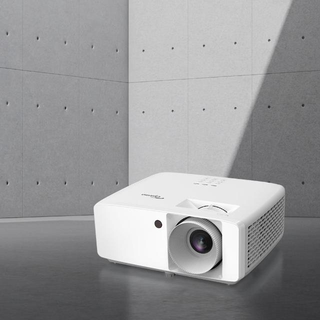 Optoma 奧圖碼 Wave 110R 家用劇院投影機，採用先進雷射光源，燈泡壽命高達30,000小時，超節能環保。具側投功能，投射距離0.8-10公尺，支援80~120吋畫面，3500流明亮度與400,000:1高對比，提供Full HD 1080p解析度及4K相容，內建喇叭，HDMI介面，適閤家庭娛樂。尺寸輕巧僅3kg，白色系設計，中國製造，三年保固（需註冊），BSMI認證。