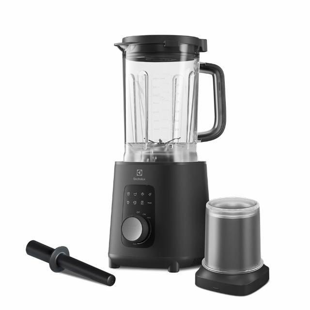 Electrolux 伊萊克斯 E7TB1-711P 家用果汁機,專為家庭設計,提供高效榨汁功能,讓您輕鬆享用新鮮果汁。享有1年原廠保固,品質保證,適合日常使用,提升生活便利性。 Electrolux伊萊克斯 E7TB1-711P