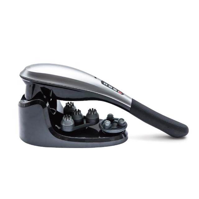  輝葉 HY-10339 手持滾輪按摩棒，專為現代忙碌生活設計，提供專業級滾輪式按摩體驗。適用頸部、肩部、手臂、手掌、背部、腰部、腹部、臀部、大腿、小腿及足底等多部位舒緩，銀色外觀時尚耐用，尺寸38.5x12.2x7.8cm，重量僅1.5kg，便於手持操作。插電式電源（110V-240V），9W低功率高效能，無需遙控器，直接即享舒壓。產地中國，BSMI許可R32600，享有1年保固及7天猝豫期（未拆封）。適合居家或辦公使用，滾輪按摩有效緩解肌肉疲勞，提升血液迴圈，是頸肩按摩、腰腿按摩的理想選擇。個人衛生用品，請保持清潔。 