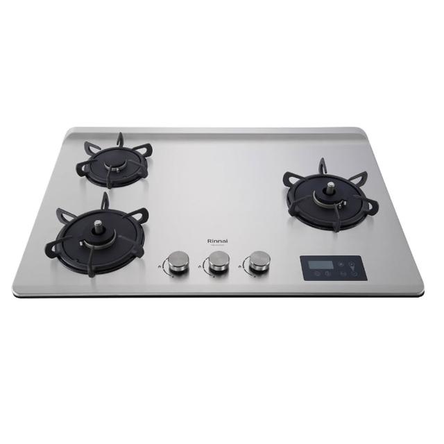 Rinnai 林內 RB-A3760 三口瓦斯爐，臺灣原裝製造，採用耐熱強化玻璃爐臺與傳統外擴火焰爐頭，提供高效熱傳導與安全烹飪體驗。電子連續點火設計，使用 DC 1.5V 電池電源，瓦斯消耗量 9~10kW，符合第一級能源效率。挖孔尺寸 725x465mm（適用 R85-R113 圓角），機體尺寸 770x87x520 mm，BSMI 許可字號 R41095，天然瓦斯氣別，1 年保固，標準安裝。適合現代廚房，提升烹飪效率與安全性，是家庭必備的瓦斯爐首選。