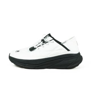 【FILA】Quilted 女 休閒鞋 懶人鞋 麵包鞋 套入式 無鞋帶 白 黑(5-C346A-110)