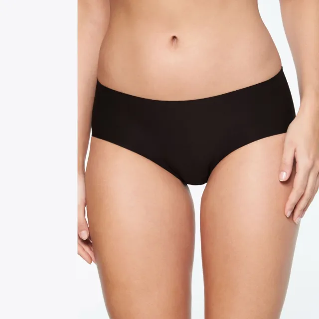 【Chantelle 仙黛爾】Soft Stretch.涼感透氣四角無痕女內褲 黑膚粉色可選.26440_0WU(超強彈力包覆)